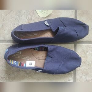 Toms women's shoes size 7